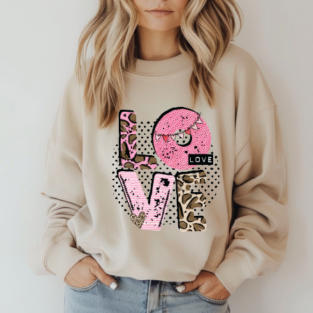 LEOPARD LOVE - Unisex Graphic Sweatshirt