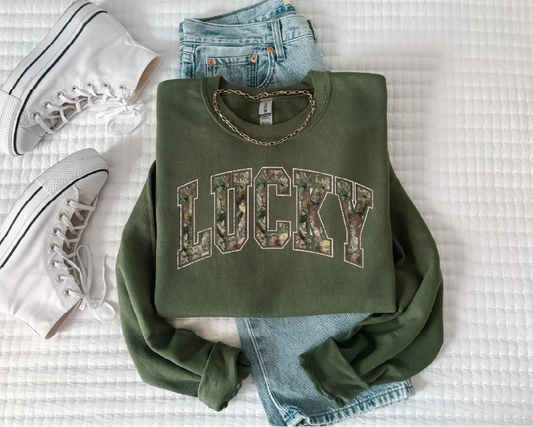 Lucky Camo -UNISEX GRAPHIC SWEATSHIRT