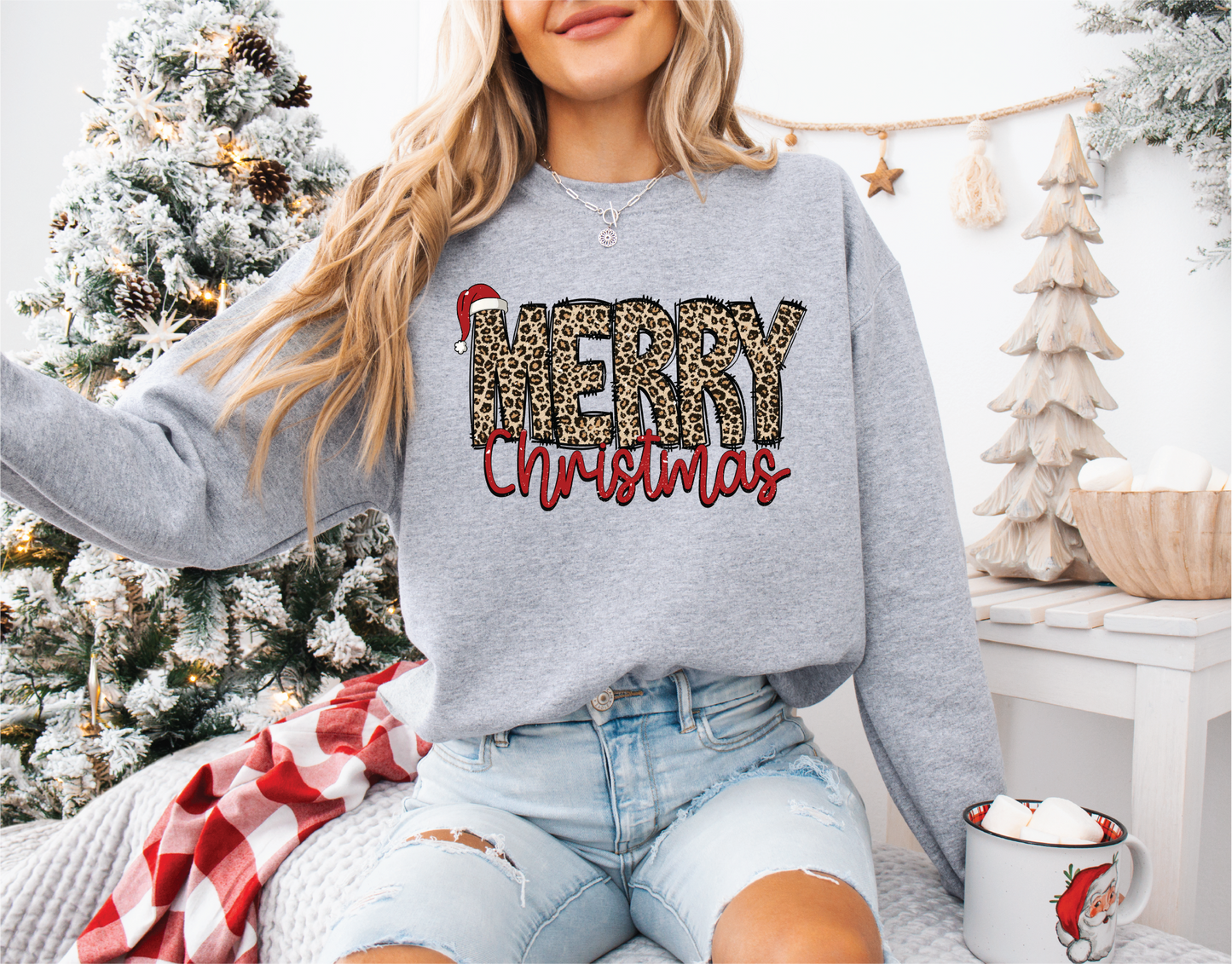 Merry Christmas Leopard Santa - UNISEX GRAPHIC SWEATSHIRT